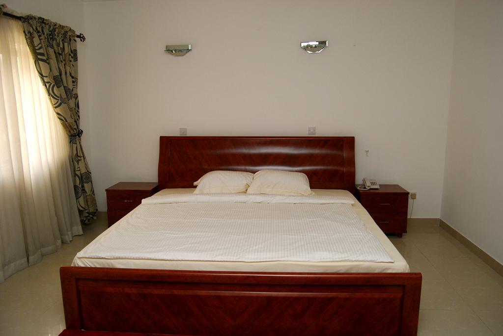 The Habitat Suites International Лагос Номер фото